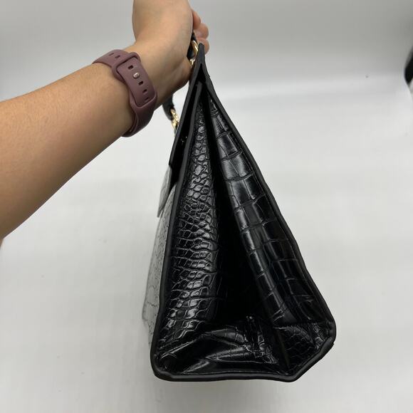 Attitudes by Renee Faux Crocodile Multi-Purpose Lunch Box Black Reptile - Picture 4 of 13